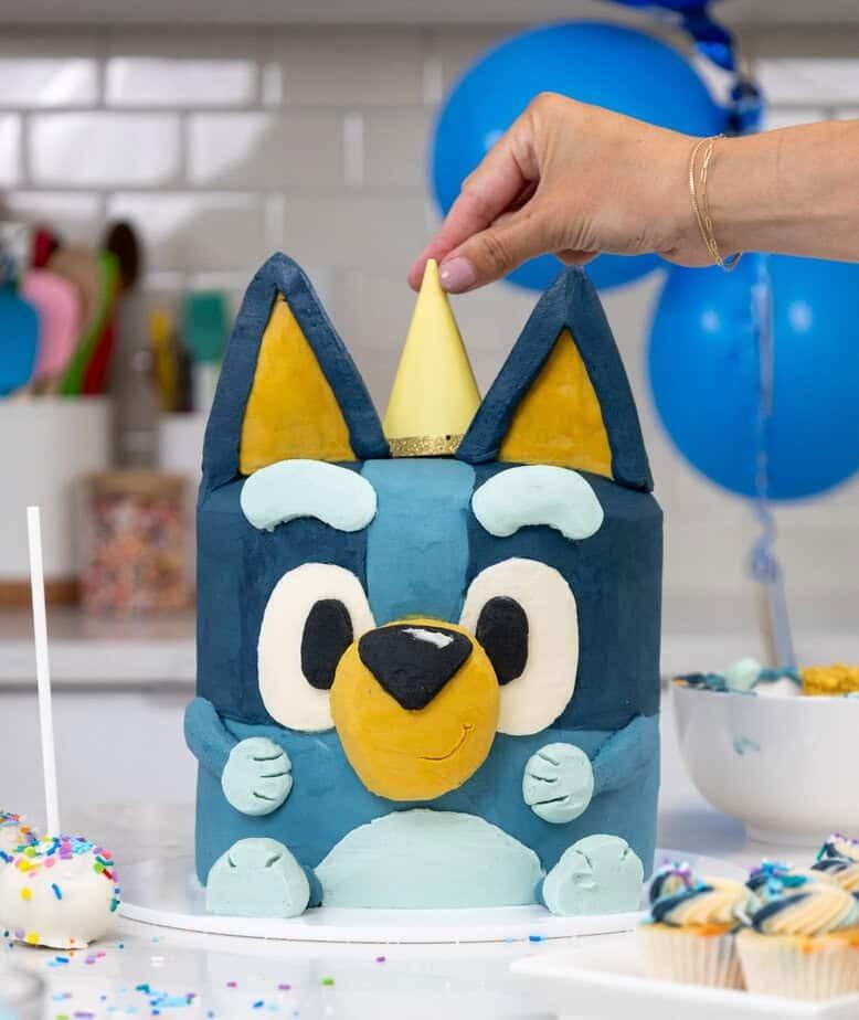 10+ Cute & Creative Bluey Cake Ideas for a Memorable Birthday Party 7 Bluey Smash Cake for First Birthday