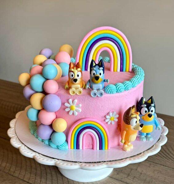 10+ Cute & Creative Bluey Cake Ideas for a Memorable Birthday Party 2 10+ Cute & Creative Bluey Cake Ideas for a Memorable Birthday Party